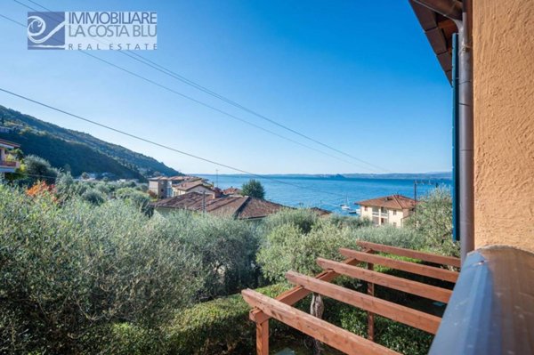 appartamento in vendita a Torri del Benaco