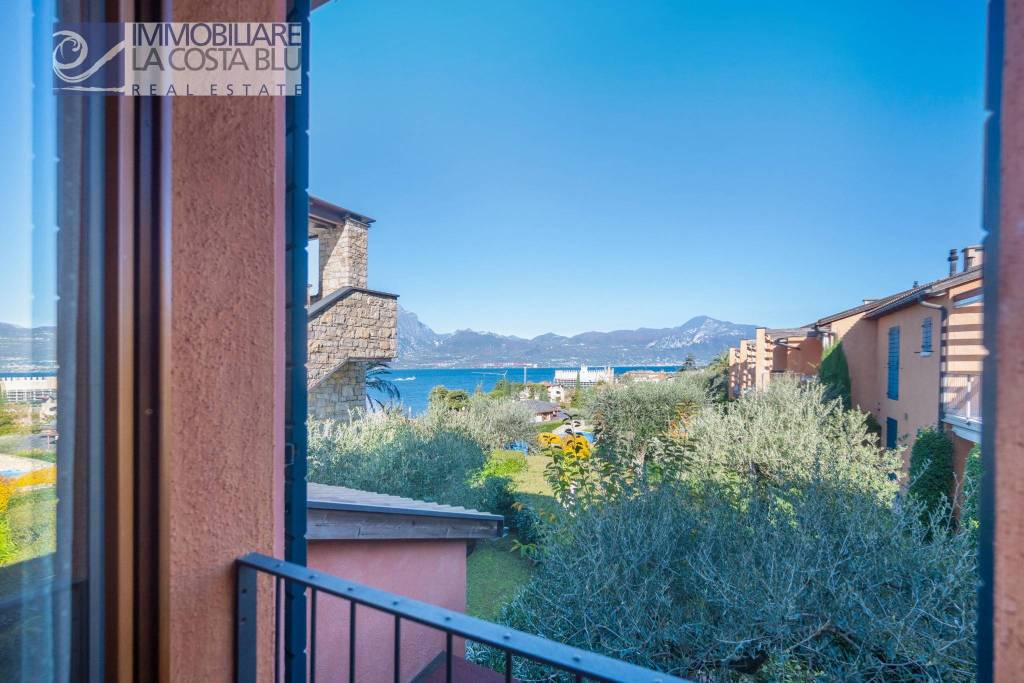 appartamento in vendita a Torri del Benaco