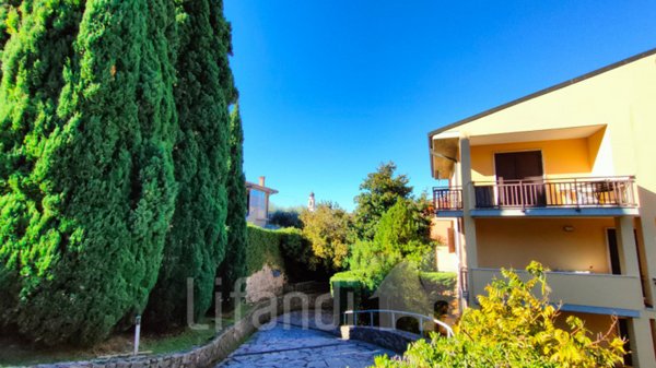 appartamento in vendita a Torri del Benaco