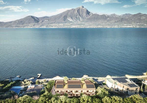 appartamento in vendita a Torri del Benaco