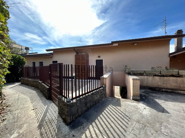 appartamento in vendita a Torri del Benaco