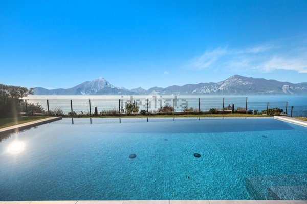 appartamento in vendita a Torri del Benaco