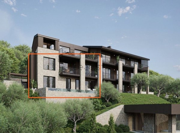 appartamento in vendita a Torri del Benaco