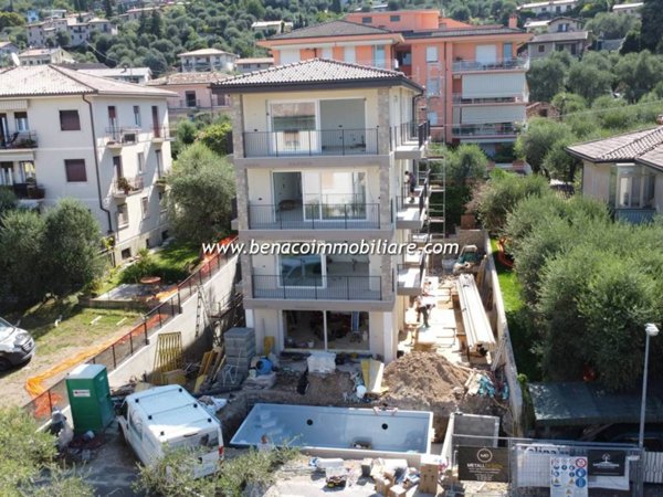 appartamento in vendita a Torri del Benaco