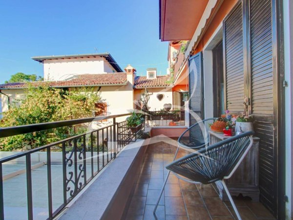 appartamento in vendita a Torri del Benaco