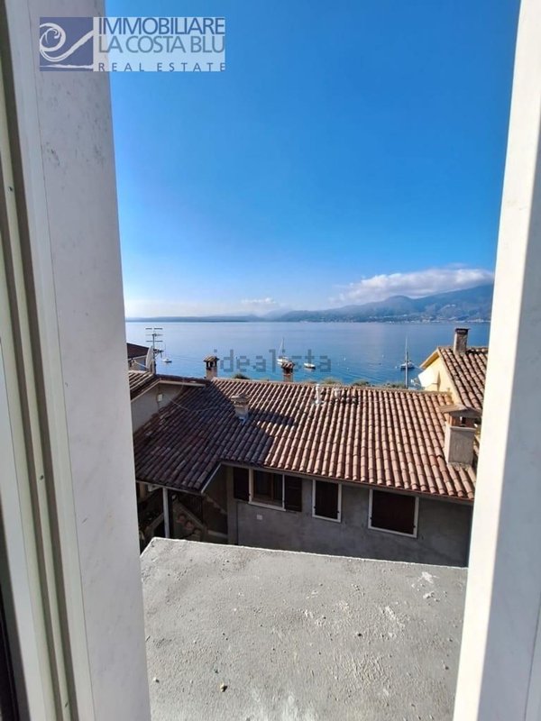 appartamento in vendita a Torri del Benaco