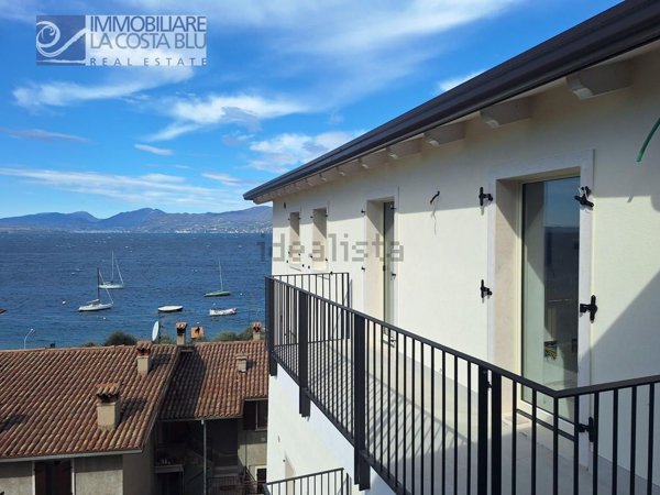 appartamento in vendita a Torri del Benaco