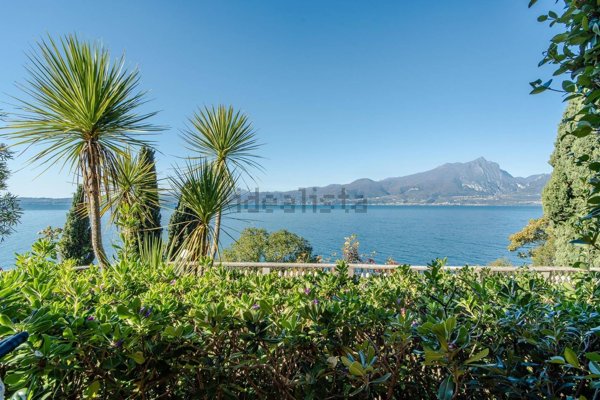 appartamento in vendita a Torri del Benaco