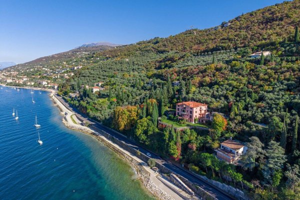 appartamento in vendita a Torri del Benaco