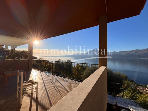 casa indipendente in vendita a Torri del Benaco in zona Pai