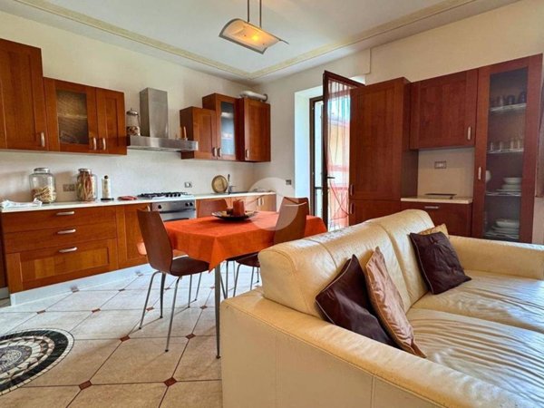 appartamento in vendita a Torri del Benaco