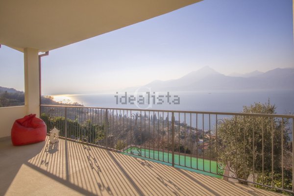 casa indipendente in vendita a Torri del Benaco in zona Pai