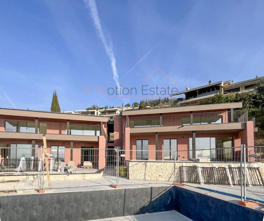 appartamento in vendita a Torri del Benaco