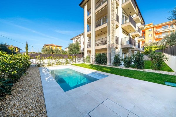 appartamento in vendita a Torri del Benaco