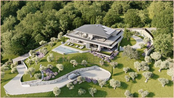 casa indipendente in vendita a Torri del Benaco in zona Pai