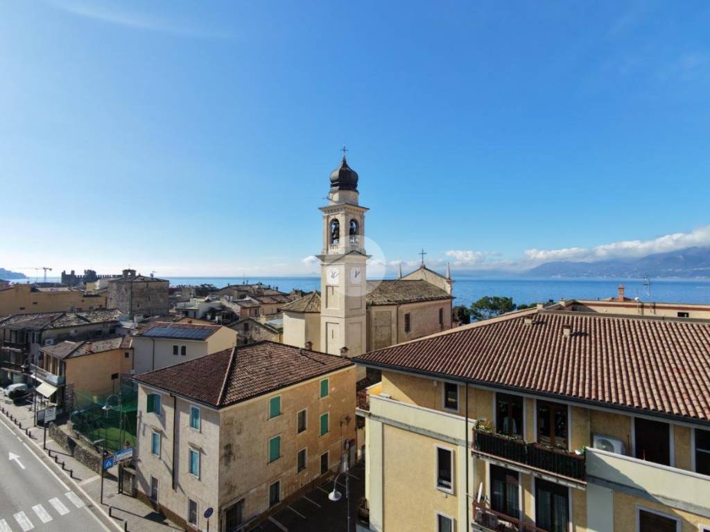 appartamento in vendita a Torri del Benaco