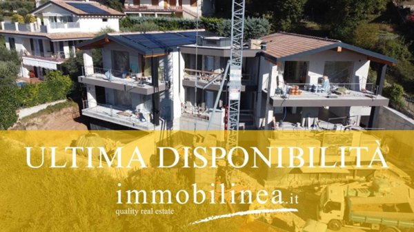 appartamento in vendita a Torri del Benaco in zona Albisano