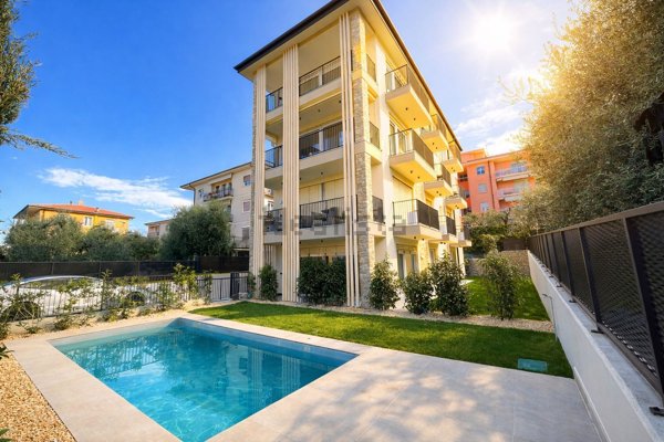 appartamento in vendita a Torri del Benaco