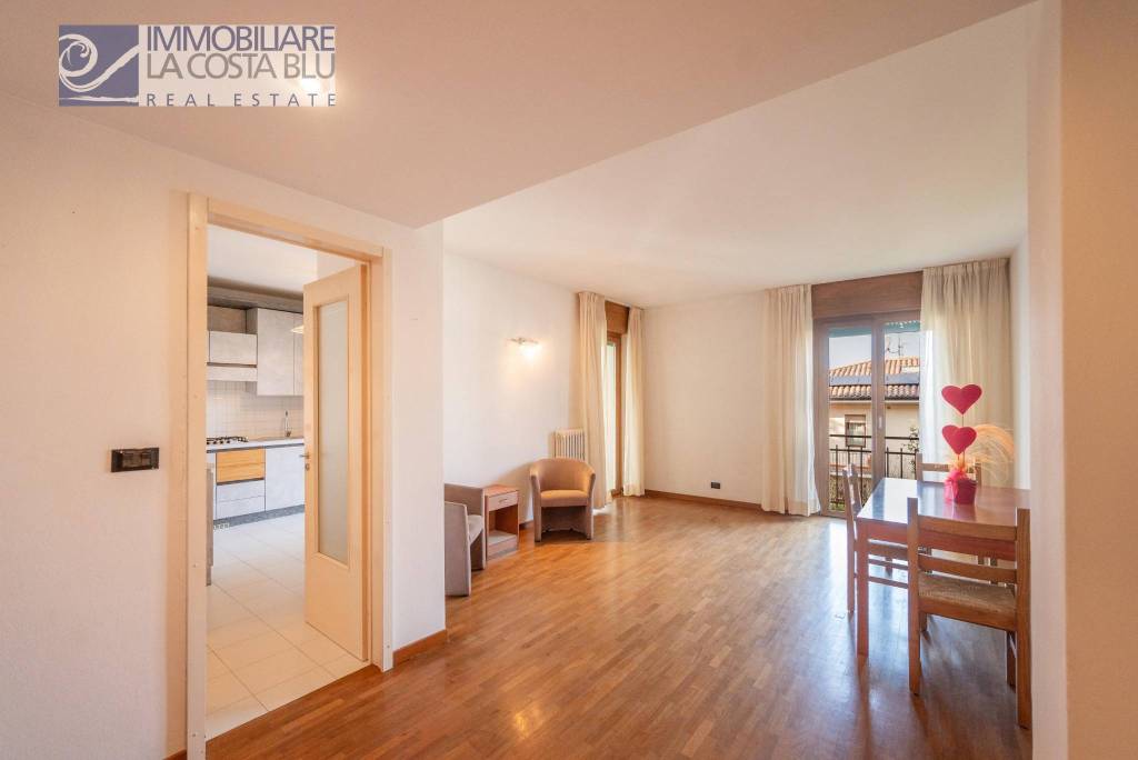 appartamento in vendita a Torri del Benaco