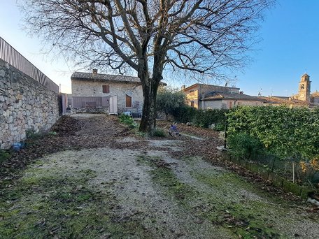 terreno edificabile in vendita a Torri del Benaco in zona Albisano