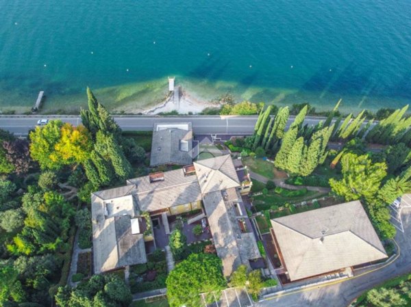 appartamento in vendita a Torri del Benaco