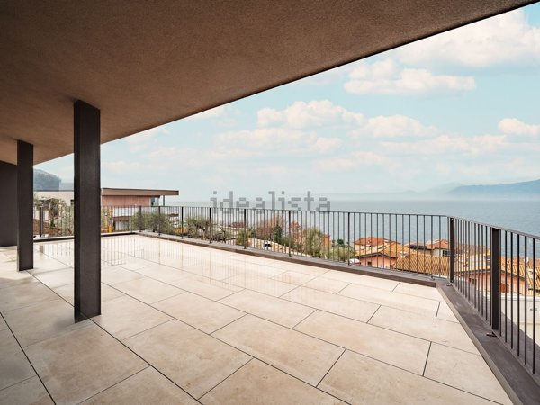 appartamento in vendita a Torri del Benaco