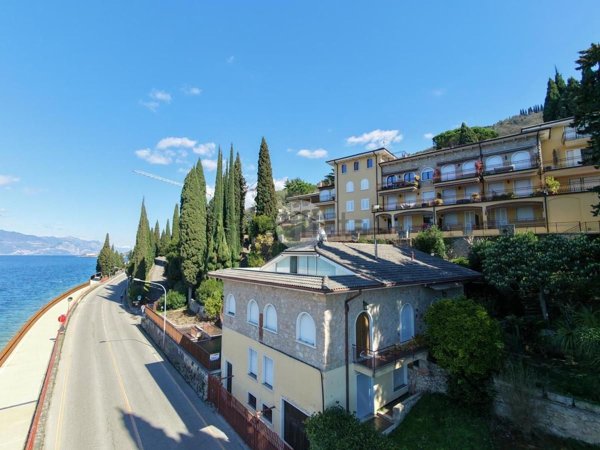 appartamento in vendita a Torri del Benaco