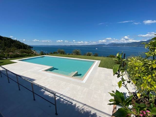 appartamento in vendita a Torri del Benaco