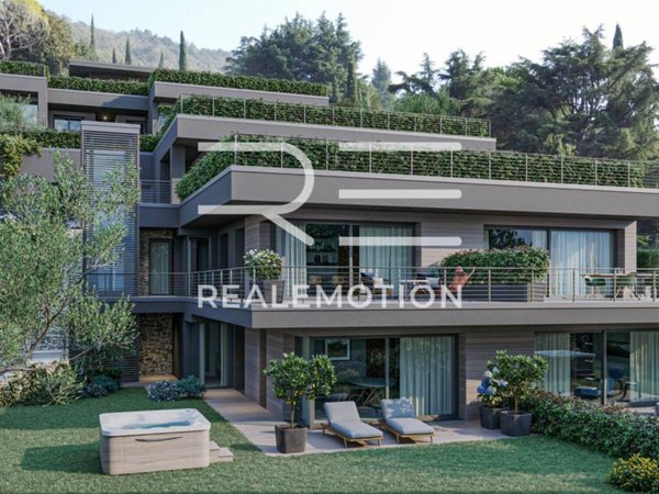 appartamento in vendita a Torri del Benaco