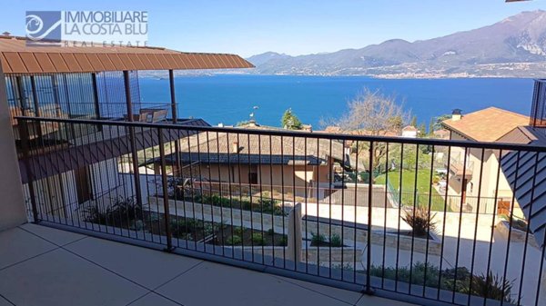 appartamento in vendita a Torri del Benaco in zona Albisano