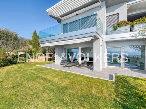 appartamento in vendita a Torri del Benaco