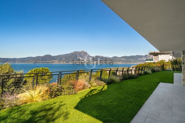 appartamento in vendita a Torri del Benaco