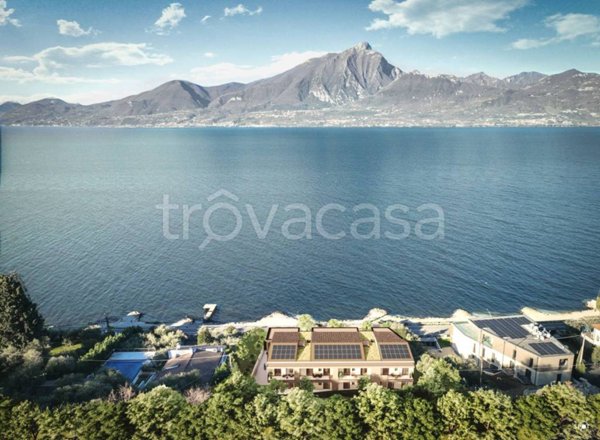 appartamento in vendita a Torri del Benaco