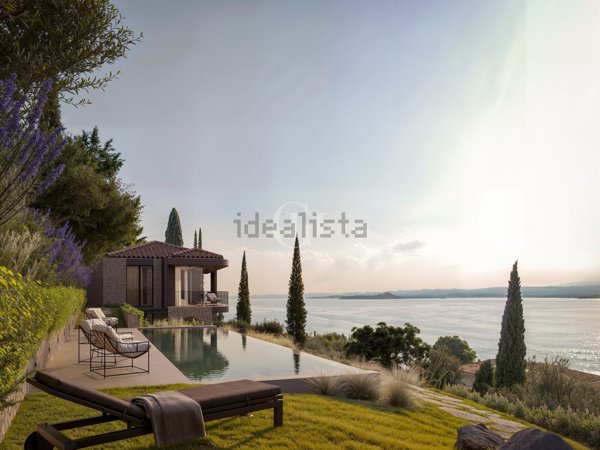 appartamento in vendita a Torri del Benaco