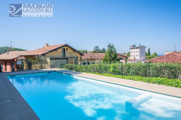 appartamento in vendita a Torri del Benaco in zona Albisano
