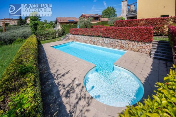appartamento in vendita a Torri del Benaco in zona Albisano