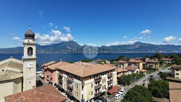 appartamento in vendita a Torri del Benaco