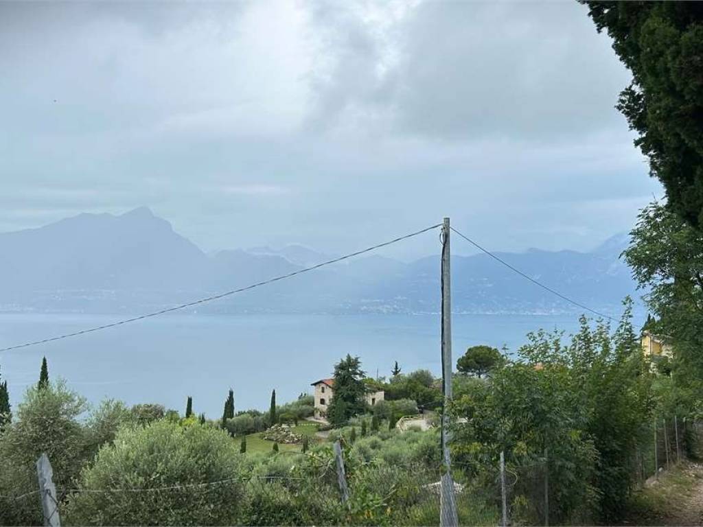 appartamento in vendita a Torri del Benaco