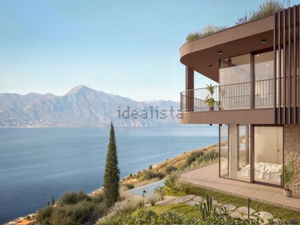 casa indipendente in vendita a Torri del Benaco in zona Albisano