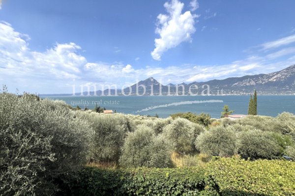 terreno edificabile in vendita a Torri del Benaco in zona Pai