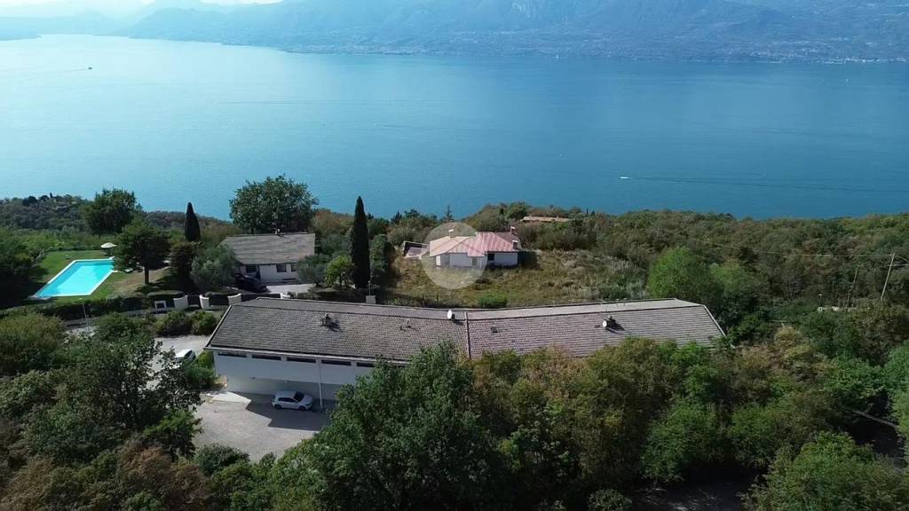 appartamento in vendita a Torri del Benaco