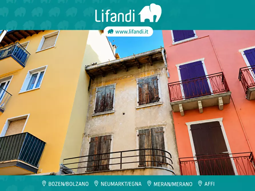 casale in vendita a Torri del Benaco in zona Albisano
