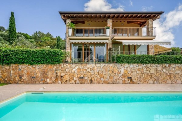 appartamento in vendita a Torri del Benaco in zona Albisano