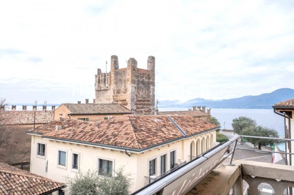 appartamento in vendita a Torri del Benaco in zona Albisano