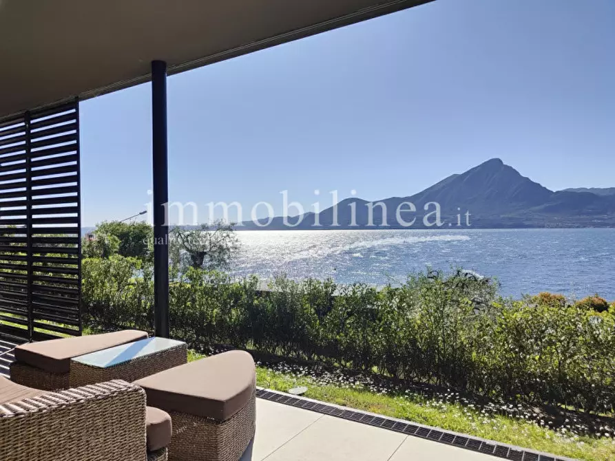 appartamento in vendita a Torri del Benaco in zona Pai