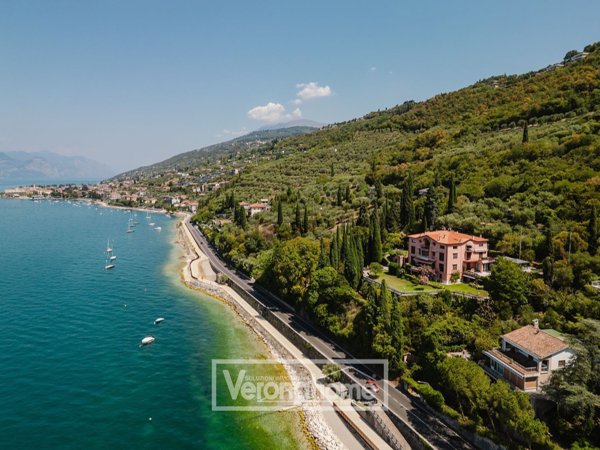 appartamento in vendita a Torri del Benaco in zona Albisano