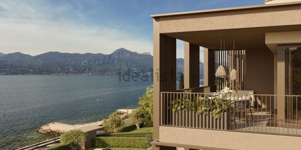 appartamento in vendita a Torri del Benaco
