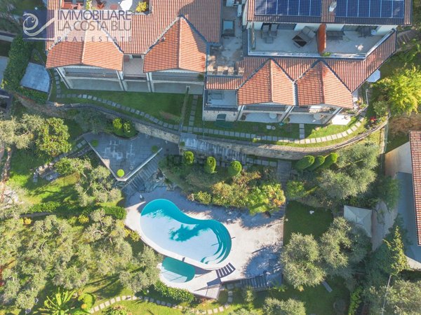 appartamento in vendita a Torri del Benaco in zona Albisano