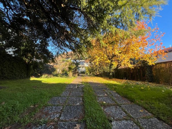 casa indipendente in vendita a Tregnago in zona Centro