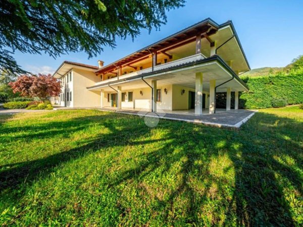 appartamento in vendita a Tregnago in zona Centro